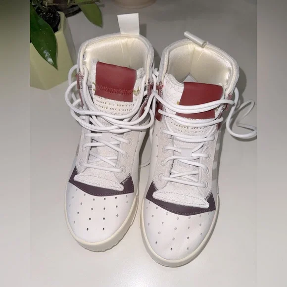 NWOB Adidas Rivalry RM - Picture 12 of 16